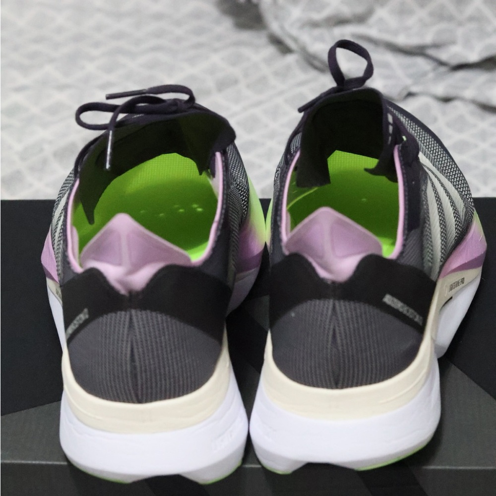 Adidas Adizero Boston 12 IG3319 Running Shoes size 12 Gray Green Pink  Black - Picture 7 of 16
